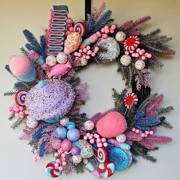 Candyland Christmas wreath 6 - Picture 4 of 11